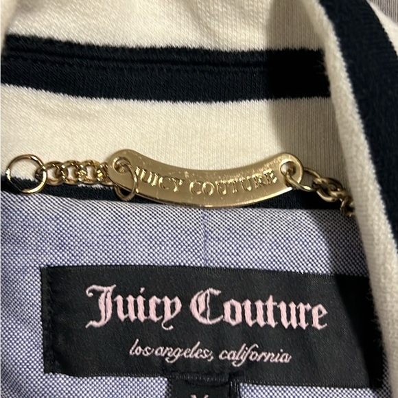 Blazer - Picture 4 of 5